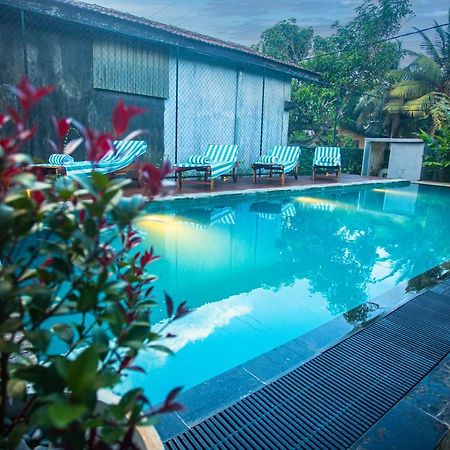 The Shades Galle Exterior foto